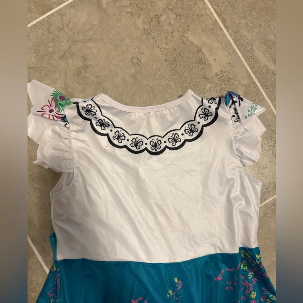 Encanto Mirabel Costume - Picture 7 of 7